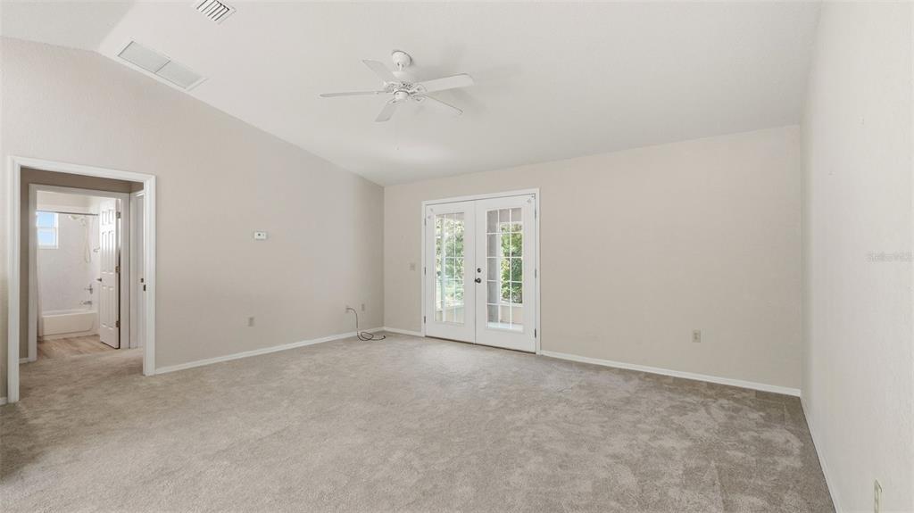 19015 Southwest 101st Place Dunnellon, FL 34432 - Photo 4 of 66