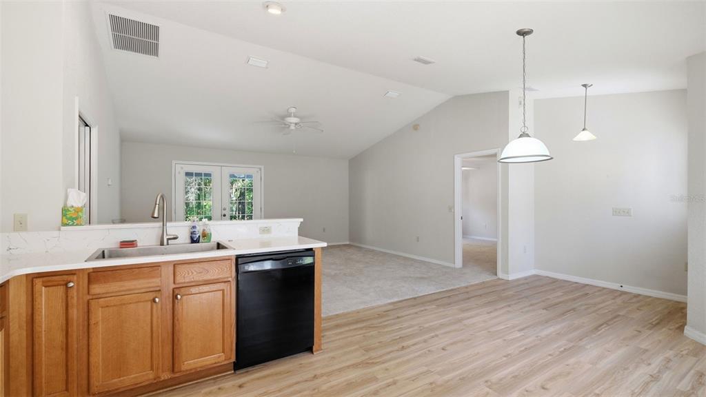 19015 Southwest 101st Place Dunnellon, FL 34432 - Photo 8 of 66
