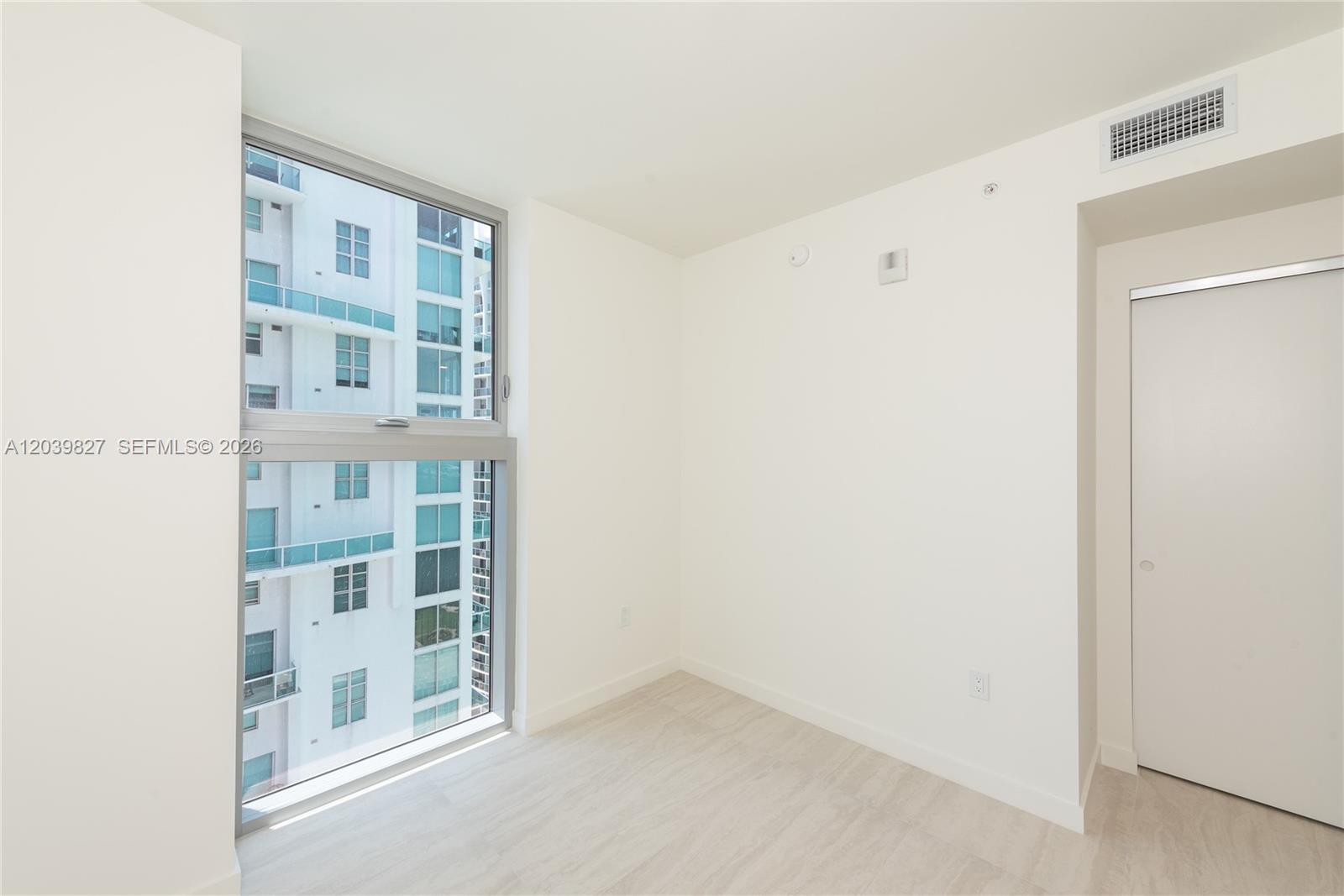 77 Southeast 5th, Unit 3206 Miami, FL 33131 - Photo 20 of 26