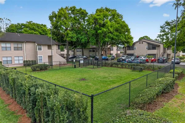 $1,350 | 2929 Antique Oaks Circle, Unit 53, Winter Park, FL 32792
