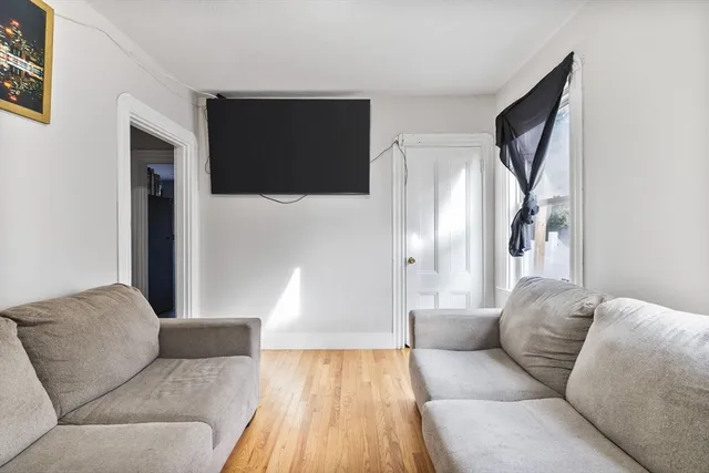 $925,000 | 138 Fremont Avenue, Everett, MA 02149