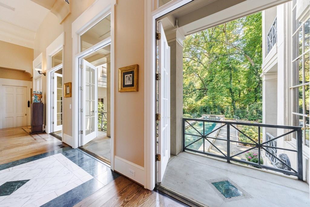 3281 Habersham Road Northwest Atlanta, GA 30305 - Photo 32 of 59