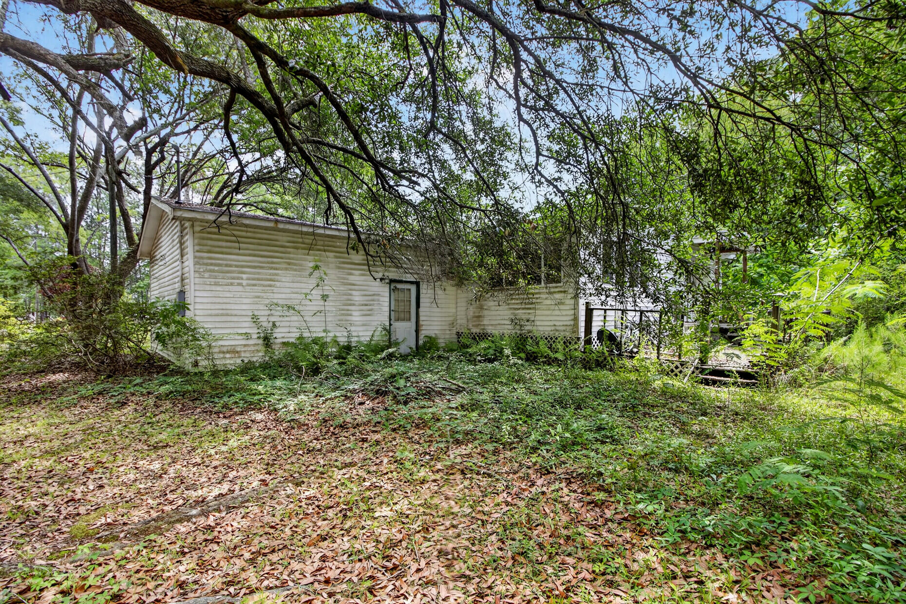 136 Old Arrowhead Road Huger, SC 29450 - Photo 23 of 30 136 Old Arrowhead Road