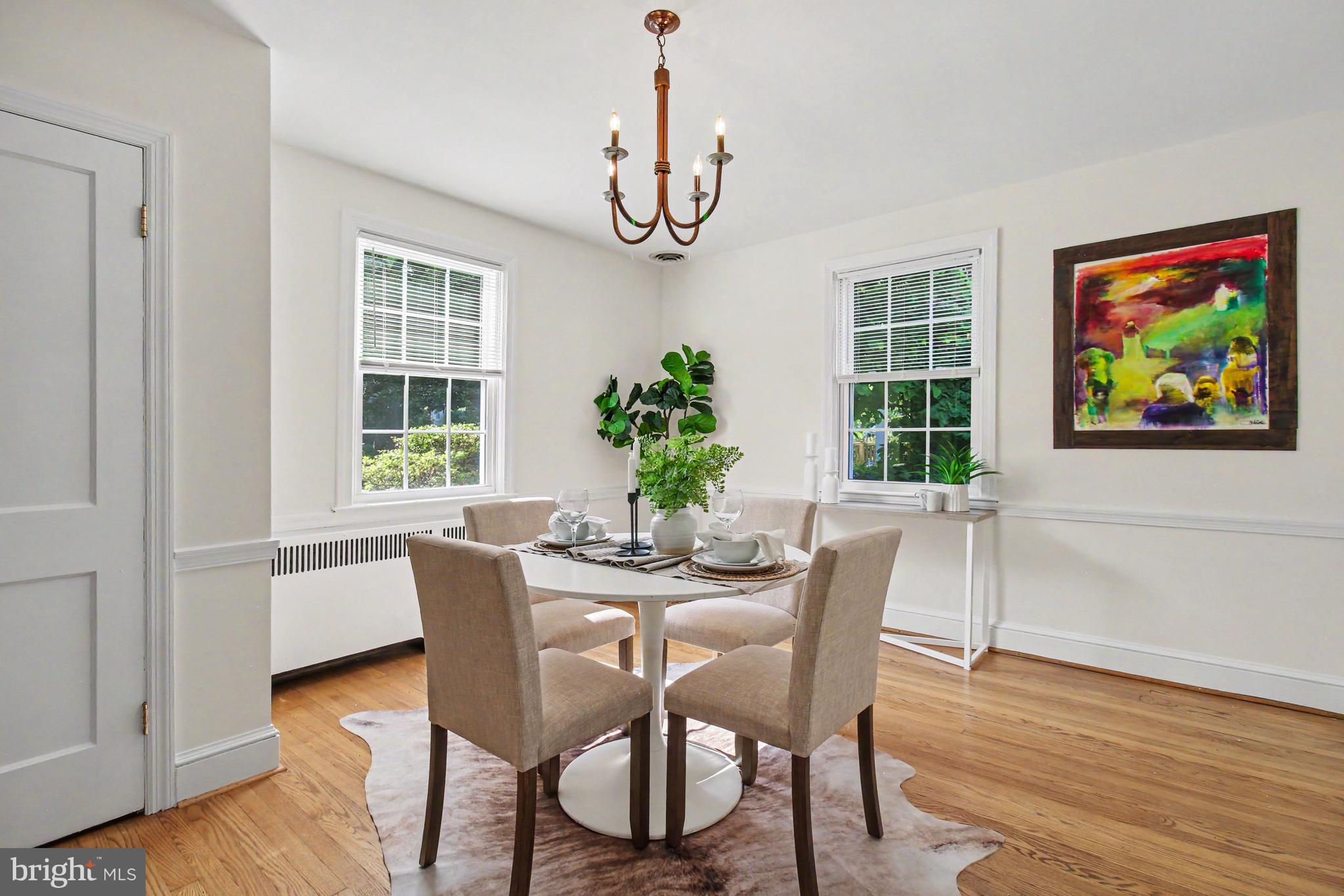 4405 Sedgwick Road Baltimore, MD 21210 - Photo 3 of 41 Dining room