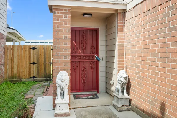 $1,850 | 10506 Linsley Lane, Houston, TX 77034