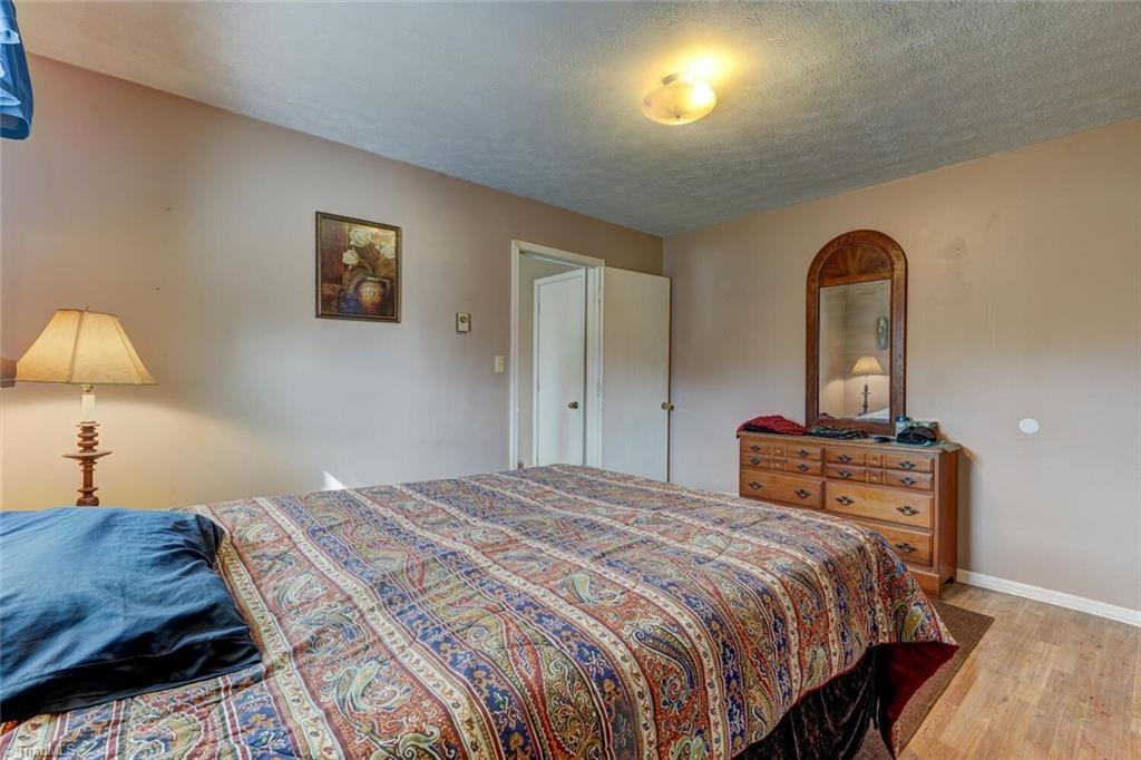 5221 Highway 700 Eden, NC 27288 - Photo 21 of 38 Downstairs Unit