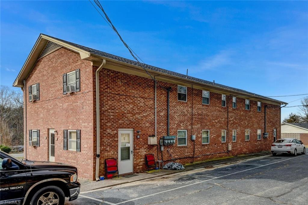 5221 Highway 700 Eden, NC 27288 - Photo 23 of 38