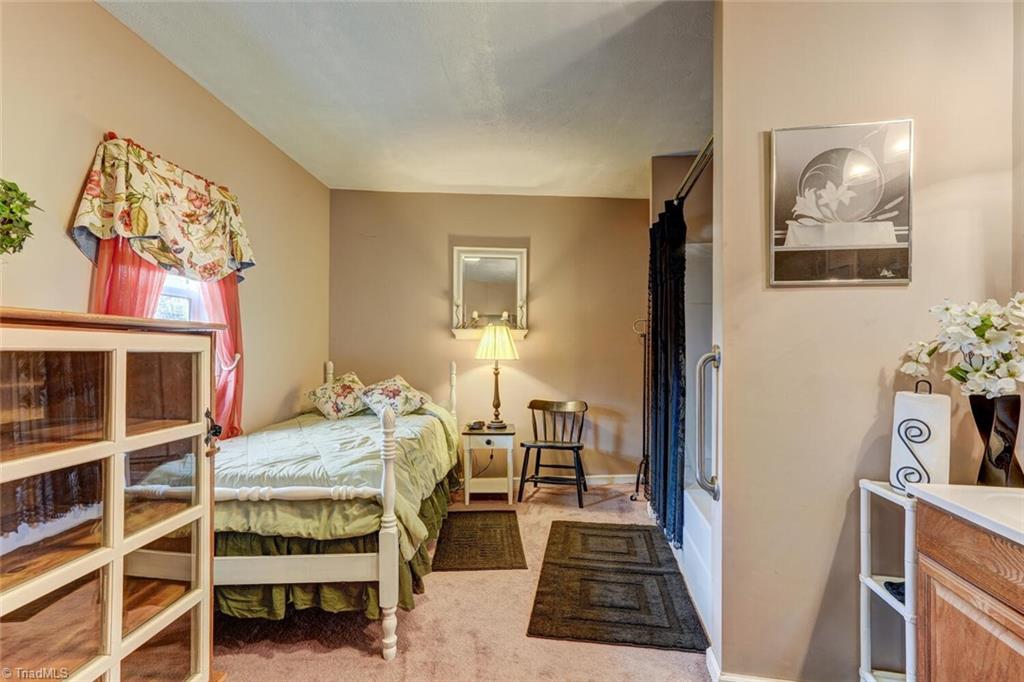 5221 Highway 700 Eden, NC 27288 - Photo 31 of 38 Office Interior