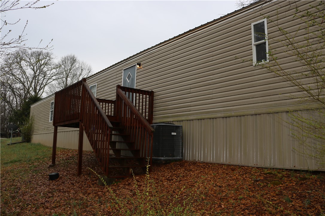 132 B D Johnston Road Central, SC 29630 - Photo 21 of 34 Gallery Image 21