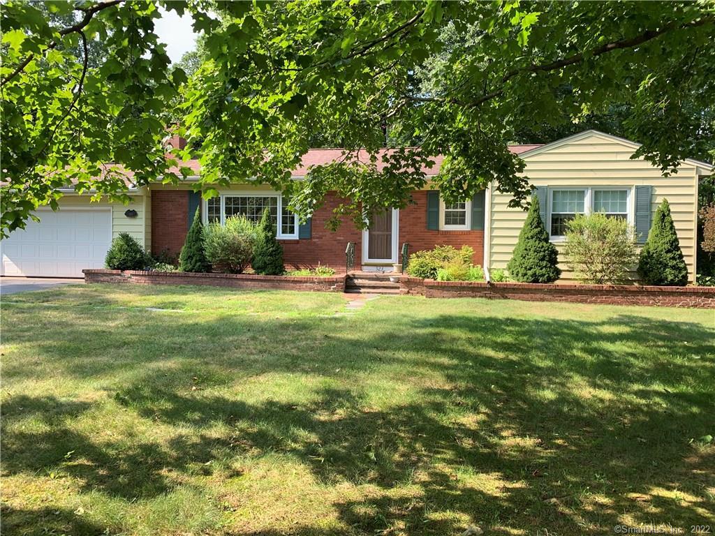 523 River Road Hamden, CT 06518 - Photo 1 of 1 FRONT VIEW