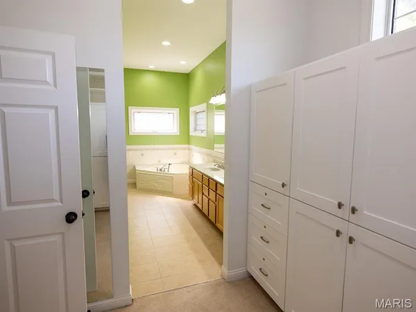 $1,100,000 | 171 Rolling Meadows, Hannibal, MO 63401