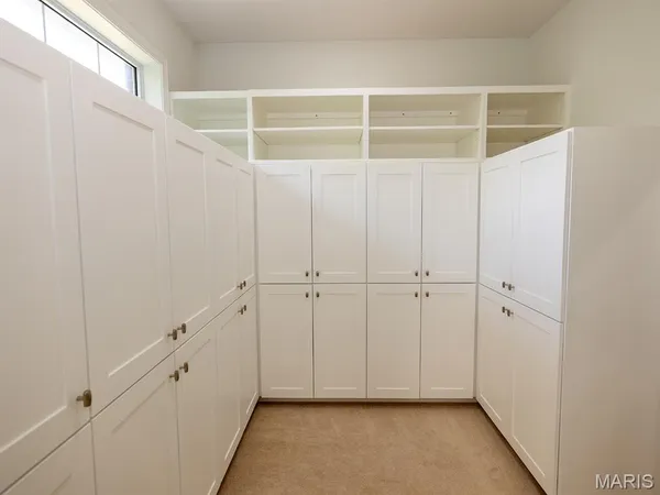 $1,100,000 | 171 Rolling Meadows, Hannibal, MO 63401