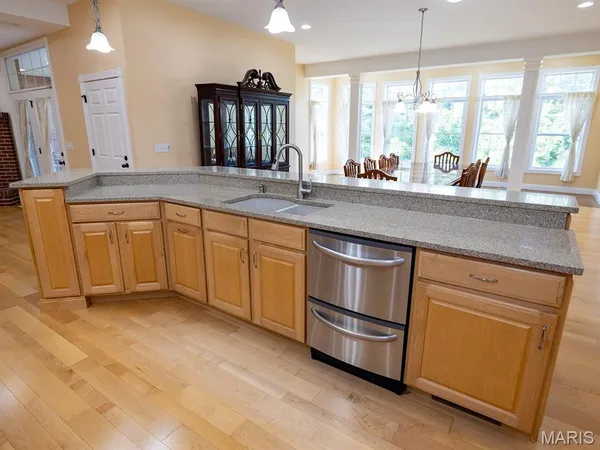 $1,100,000 | 171 Rolling Meadows, Hannibal, MO 63401