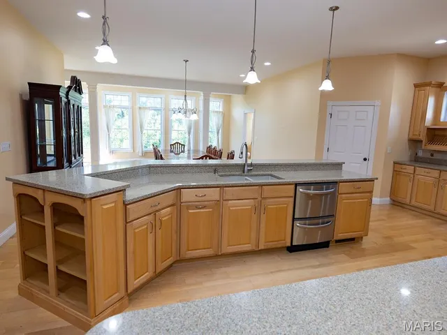 $1,100,000 | 171 Rolling Meadows, Hannibal, MO 63401