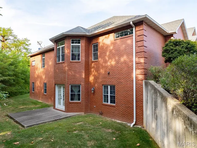 $1,100,000 | 171 Rolling Meadows, Hannibal, MO 63401