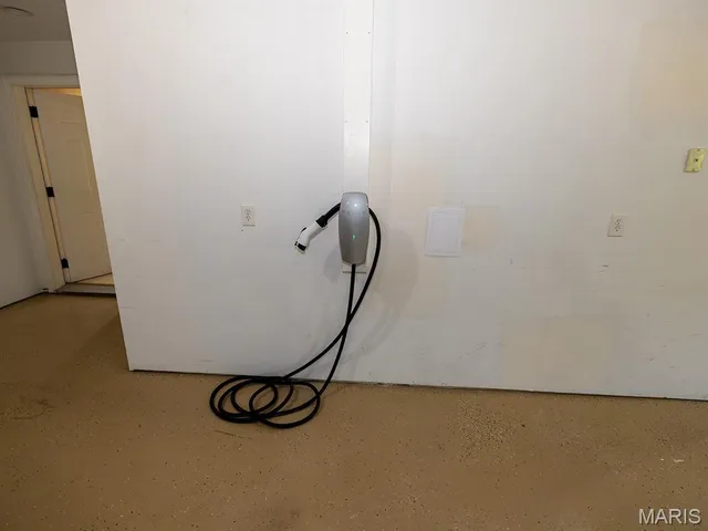 $1,100,000 | 171 Rolling Meadows, Hannibal, MO 63401