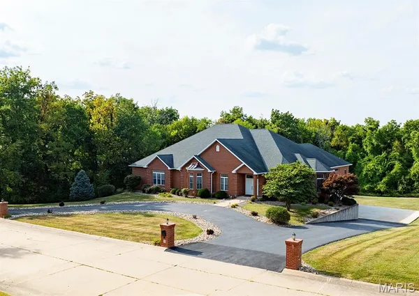 $1,100,000 | 171 Rolling Meadows, Hannibal, MO 63401