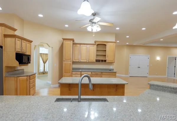 $1,100,000 | 171 Rolling Meadows, Hannibal, MO 63401