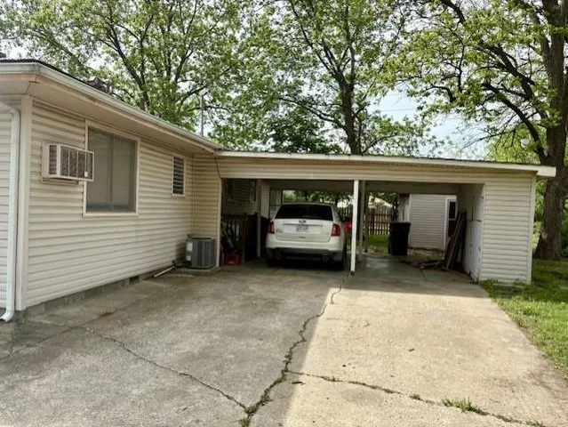 $118,000 | 2302 Crawford Avenue, Parsons, KS 67357