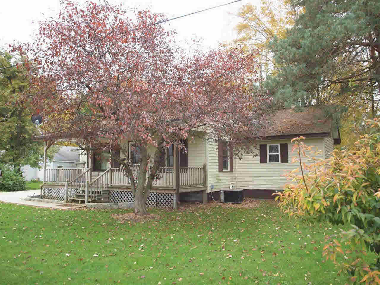 1905 West Fry Road Burt, MI 48417 - Photo 3 of 30 21228539-2.JPG