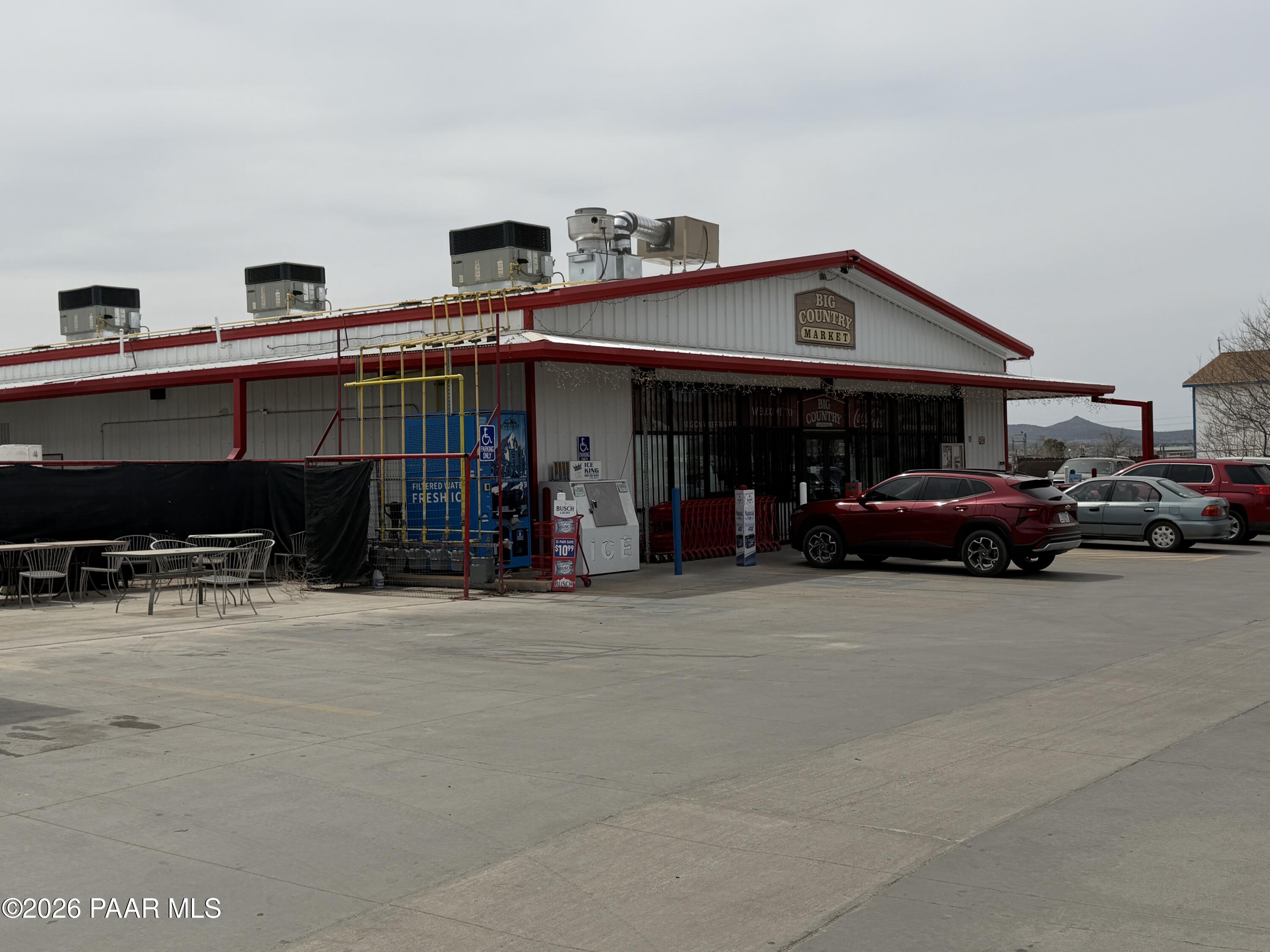 3889 West Onyx Road Paulden, AZ 86334 - Photo 62 of 113 a view of car parked in front of building