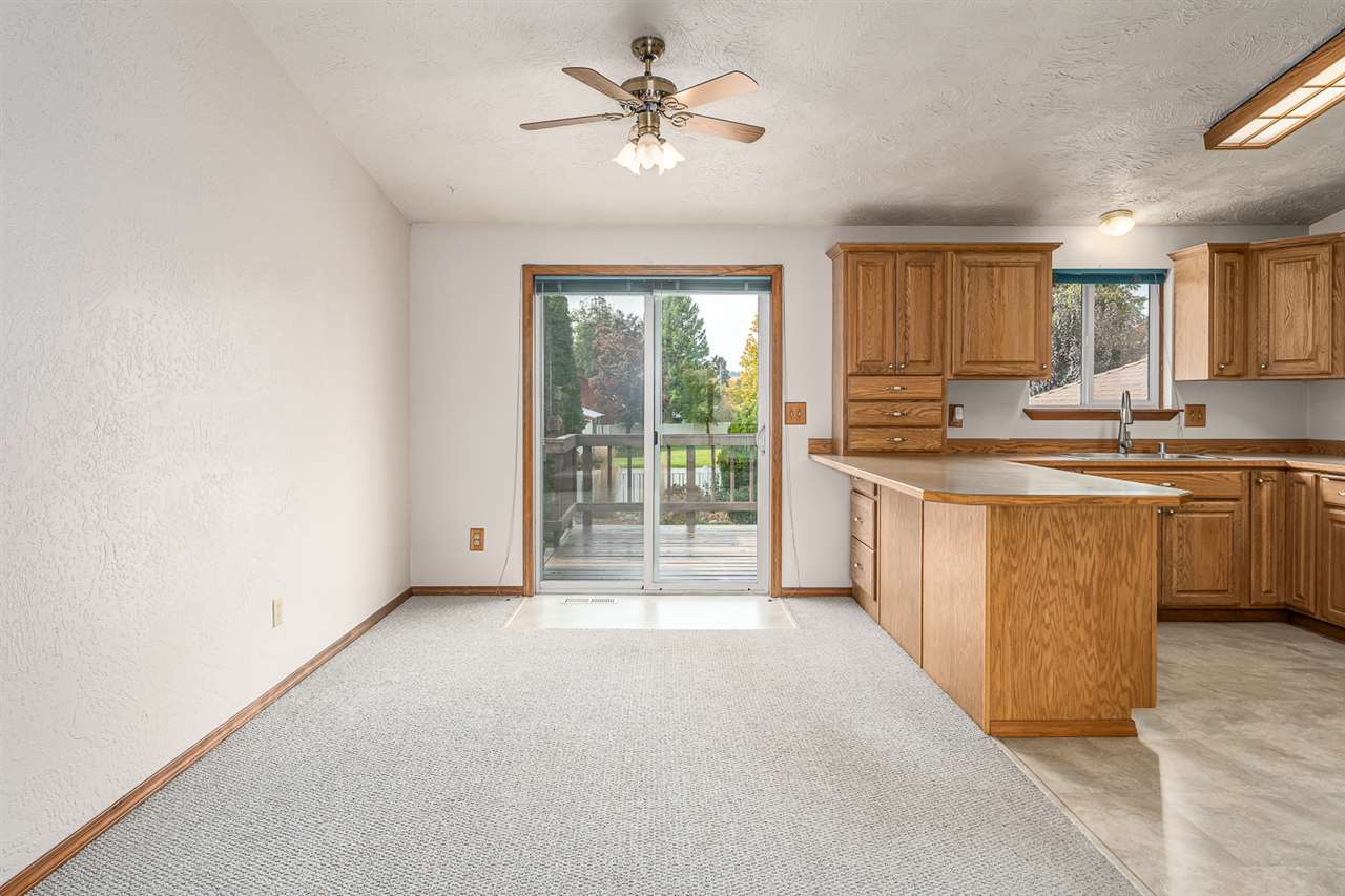 4207 North Farr Road Spokane, WA 99206 - Photo 6 of 50