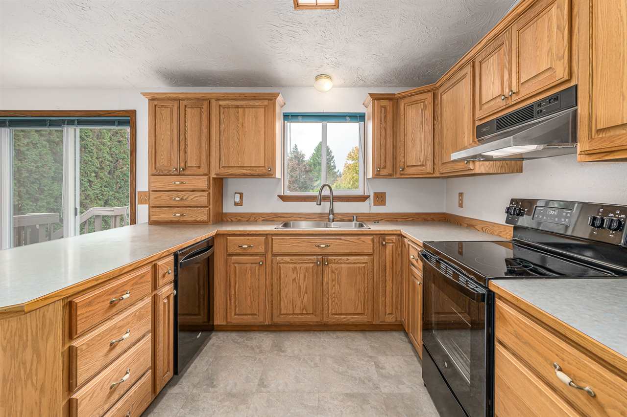 4207 North Farr Road Spokane, WA 99206 - Photo 8 of 50