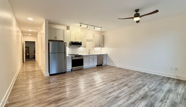 $1,775 | 610 Trent Drive, Unit 403, Durham, NC 27705