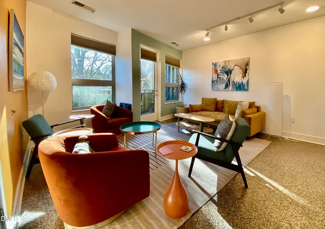 $1,775 | 610 Trent Drive, Unit 403, Durham, NC 27705