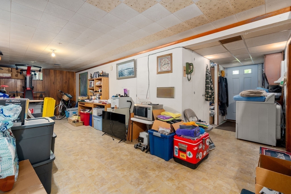 12 Ruby Road Saugus, MA 01906 - Photo 20 of 42