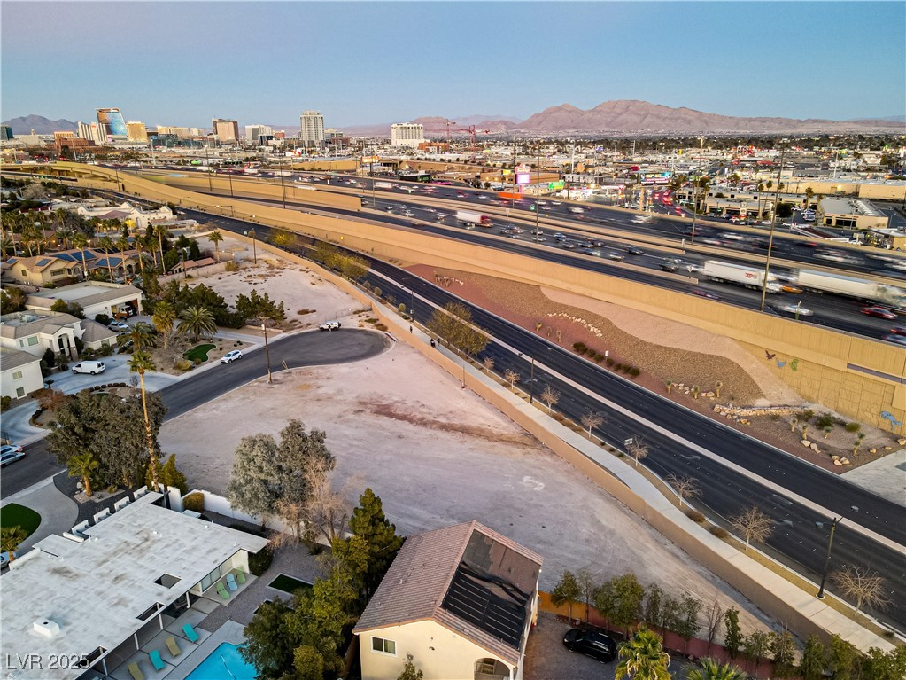 Silver Las Vegas, NV 89102 - Photo 14 of 33