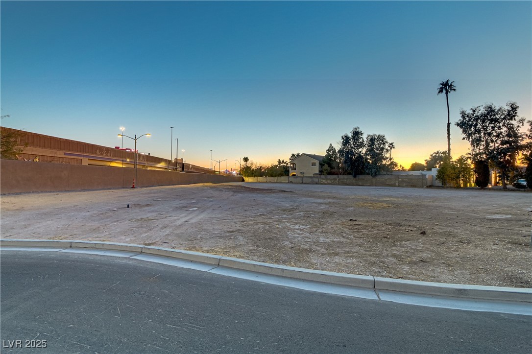 Silver Las Vegas, NV 89102 - Photo 29 of 33