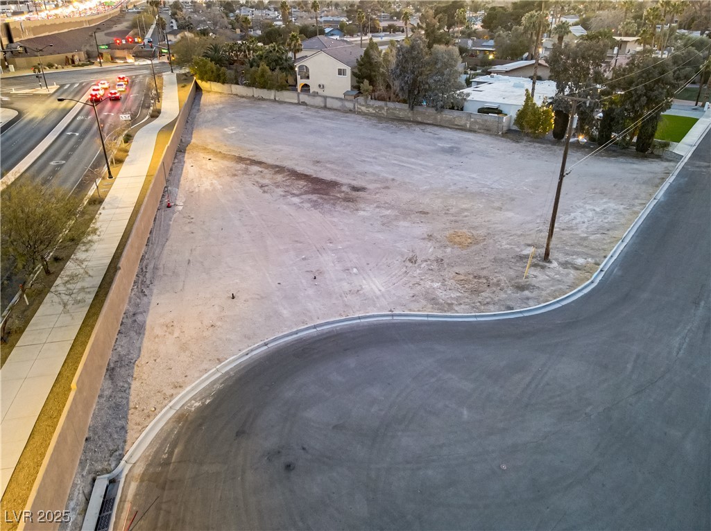 Silver Las Vegas, NV 89102 - Photo 3 of 33