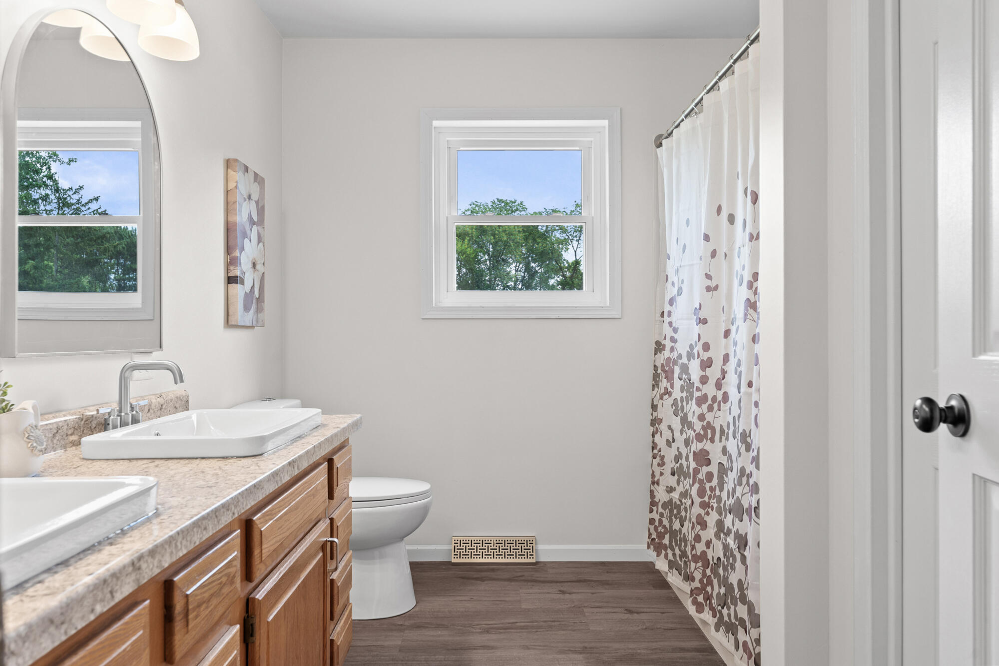 N15648 West Prairie Road Trempealeau, WI 54661 - Photo 38 of 76 Upper Level Bathroom