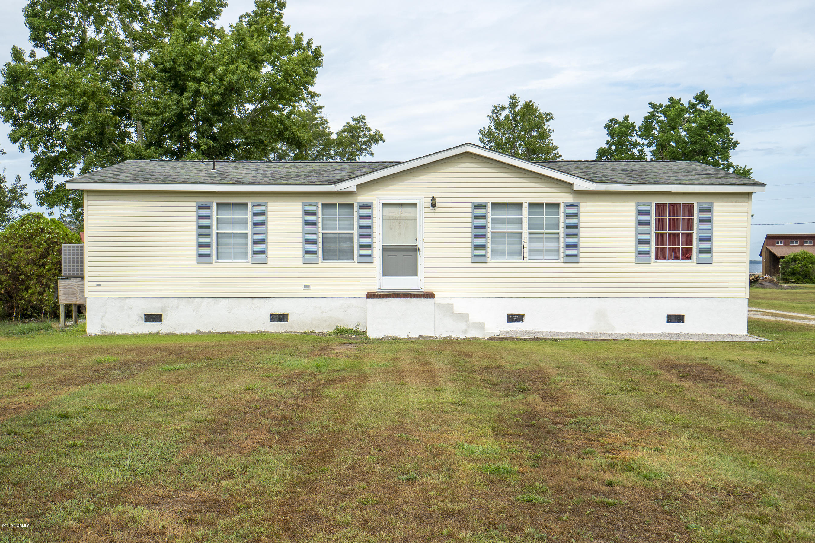 156 Great Neck Rd, Havelock 28532