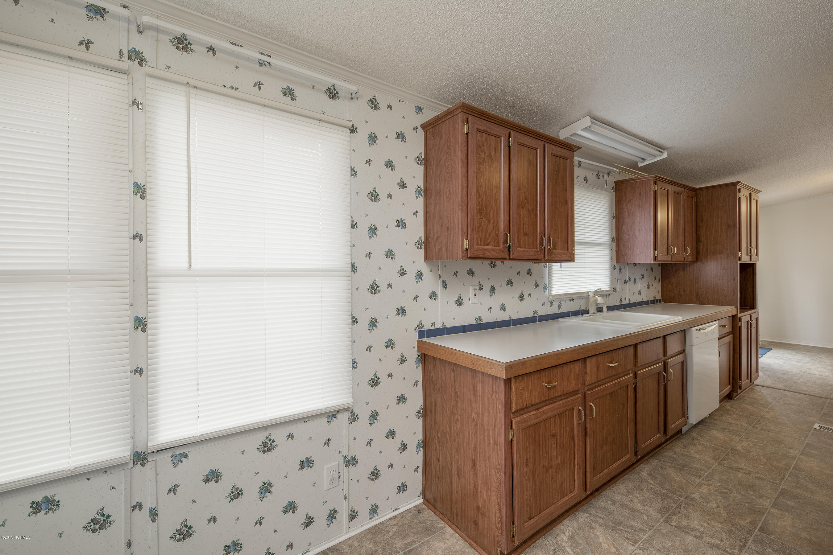 156 Great Neck Road Havelock, NC 28532 - Photo 11 of 23 Cute Area For A Kitchen Table