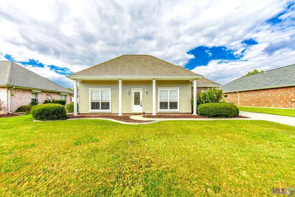$254,000 | 114 Woodburn Drive, Houma, LA 70364