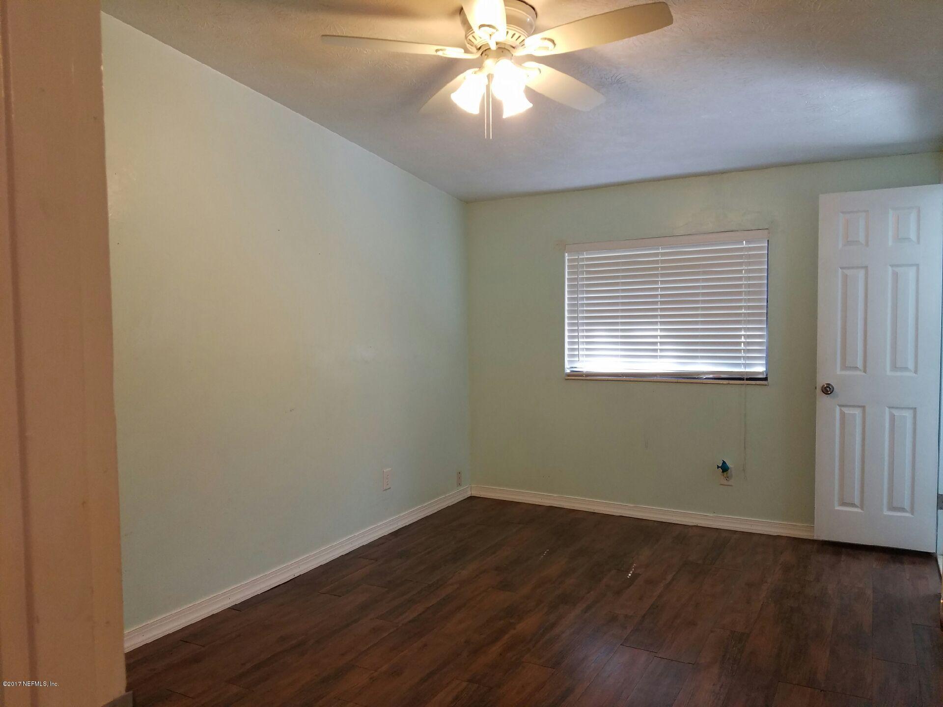 8606 Mathonia Avenue Jacksonville, FL 32211 - Photo 12 of 19 math bed 4