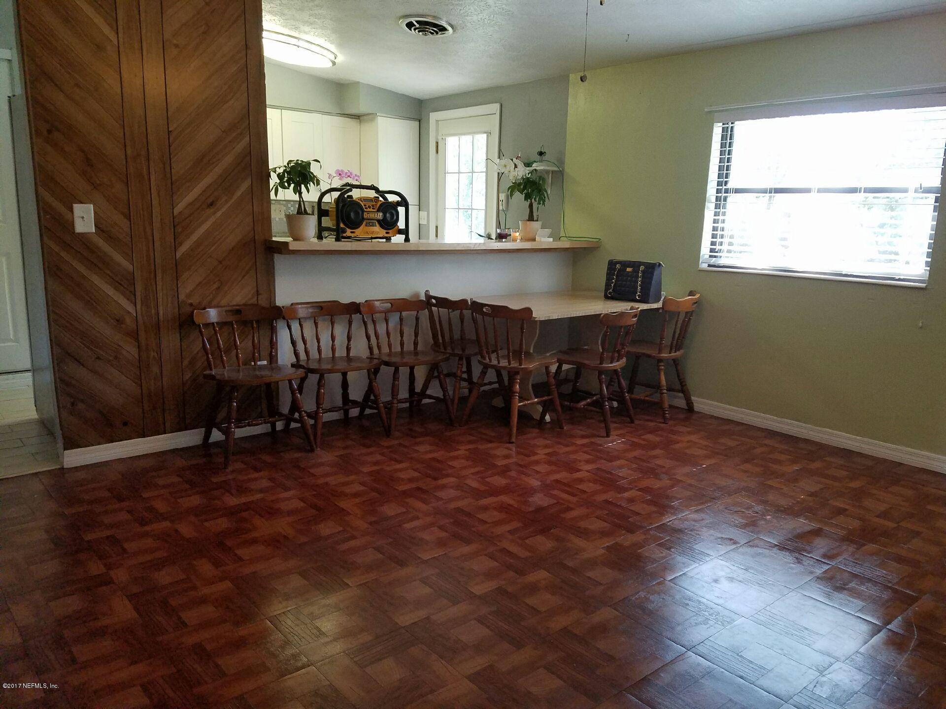 8606 Mathonia Avenue Jacksonville, FL 32211 - Photo 5 of 19 math 2 dining