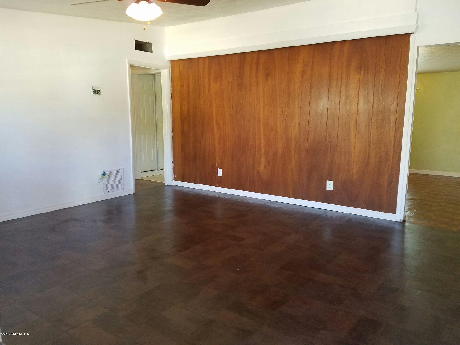 8606 Mathonia Avenue Jacksonville, FL 32211 - Photo 8 of 19 math living room