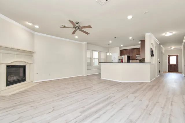 $2,900 | 3018 Shadowbrook Chase Lane, Katy, TX 77494