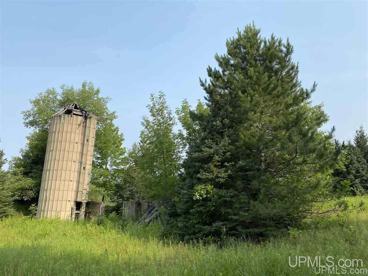 2 Indianhead Road Wakefield, MI 49968 - Photo 4 of 10 Gallery Image 4