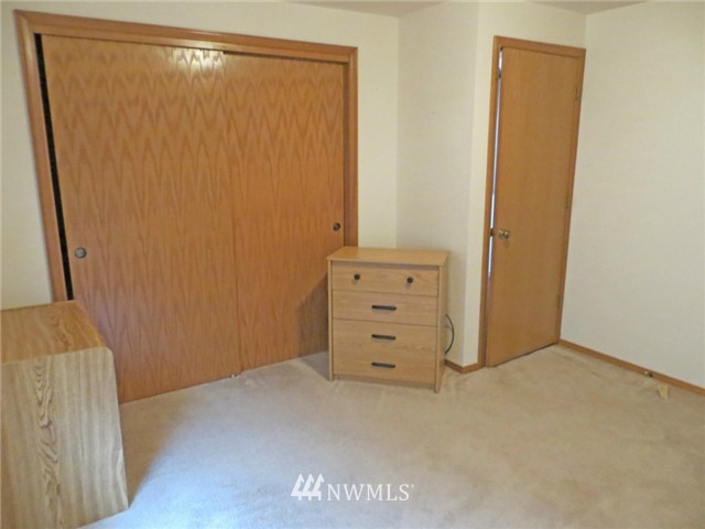 9246 Gastaeson Lane Southwest Rochester, WA 98579 - Photo 14 of 25