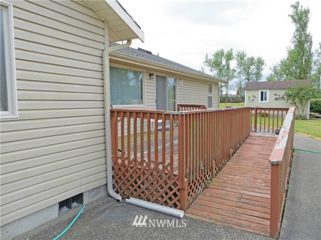9246 Gastaeson Lane Southwest Rochester, WA 98579 - Photo 7 of 25