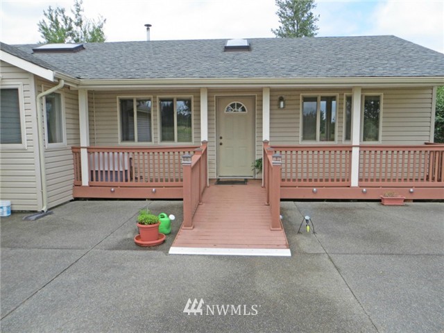 9246 Gastaeson Lane Southwest Rochester, WA 98579 - Photo 8 of 25