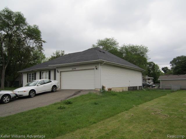 20794 Inkster Road Southfield, MI 48033 - Photo 5 of 18 extsd1.jpg