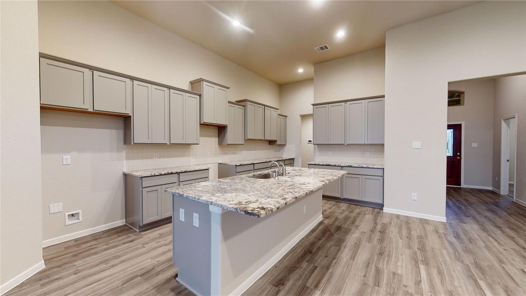 1031 Comal Trail Dayton, TX 77535 - Photo 11 of 36