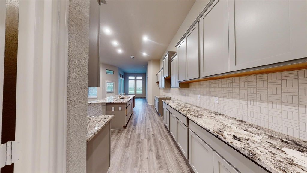 1031 Comal Trail Dayton, TX 77535 - Photo 15 of 36