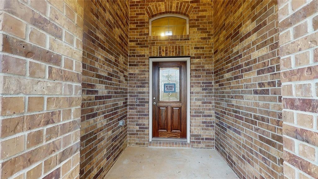1031 Comal Trail Dayton, TX 77535 - Photo 2 of 36
