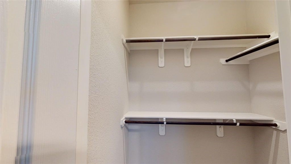 1031 Comal Trail Dayton, TX 77535 - Photo 7 of 36